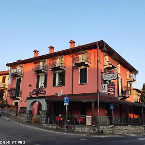 https://azzano-holidays-bb.it-lombardy.com